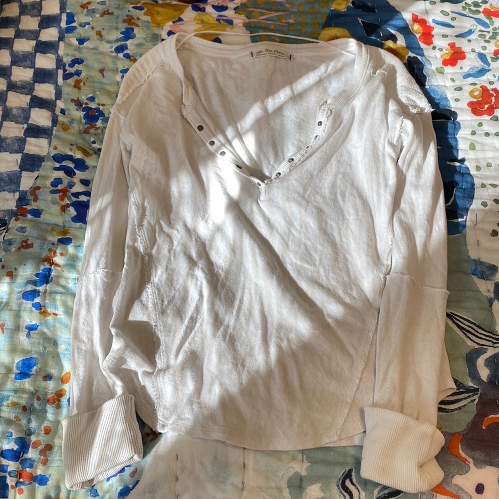 FREE PEOPLE WHITE LONGSLEEVE HENLEY THERMAL